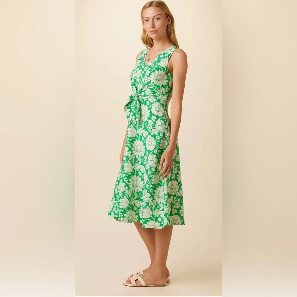 Amour Vert Keira Viscose Midi Dress in Bloomsbury Green Size Medium NWT - Picture 4 of 8